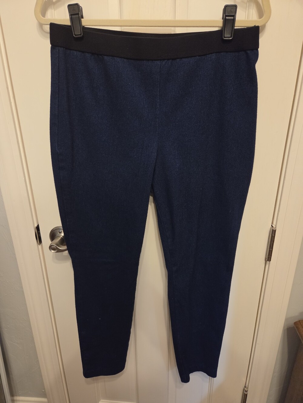 Talbots Classic Navy Ponte Knit Ankle Pants - Elastic Waist.  12 PETITE